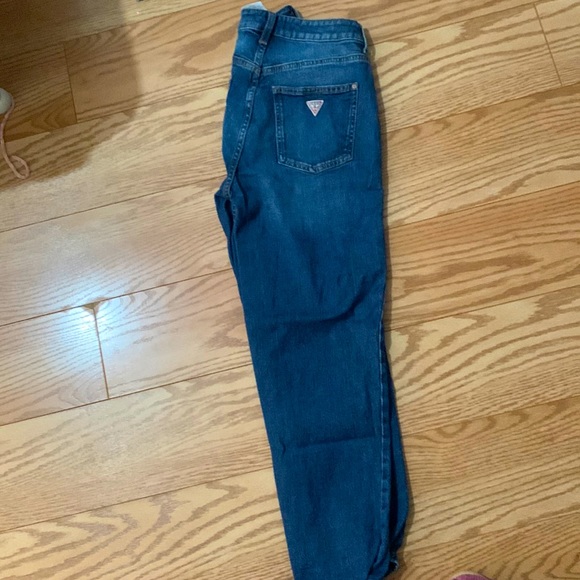 Guess Mom Jeans - Size 26 - Picture 1 of 5